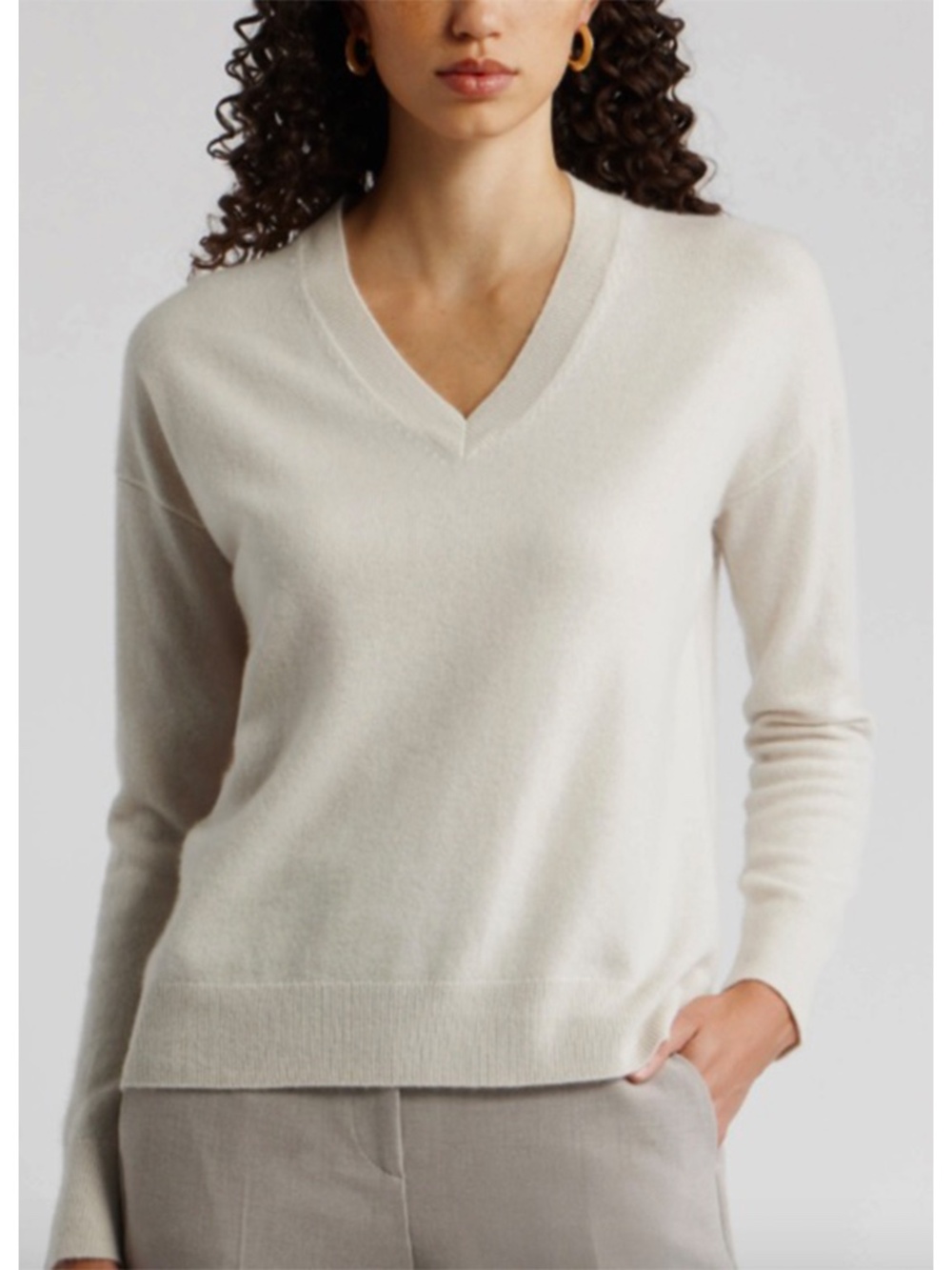 NORDSTROM NWT V-NECK 100% CASHMERE IVORY SAND SWEATER. SIZE S